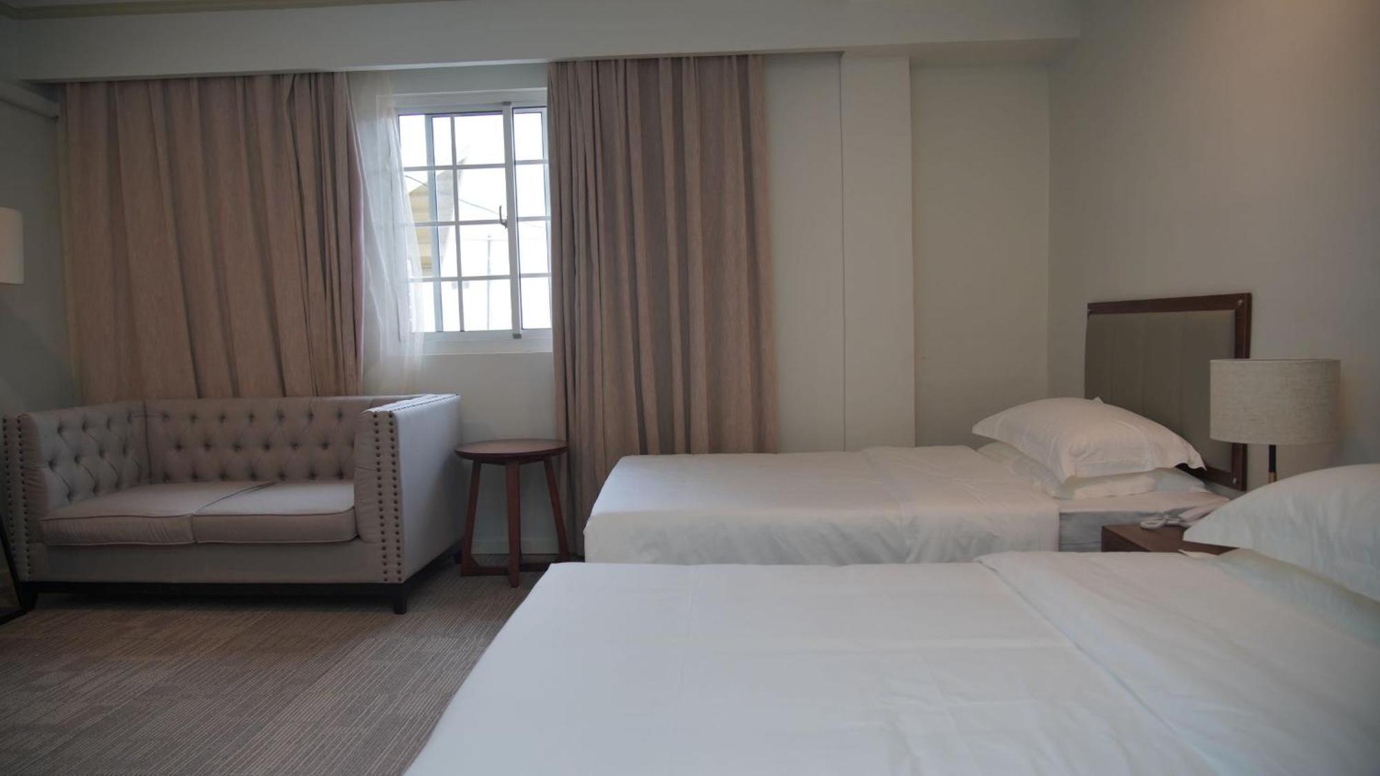 Water Bay Hotel Saipan Гарапан Екстериор снимка